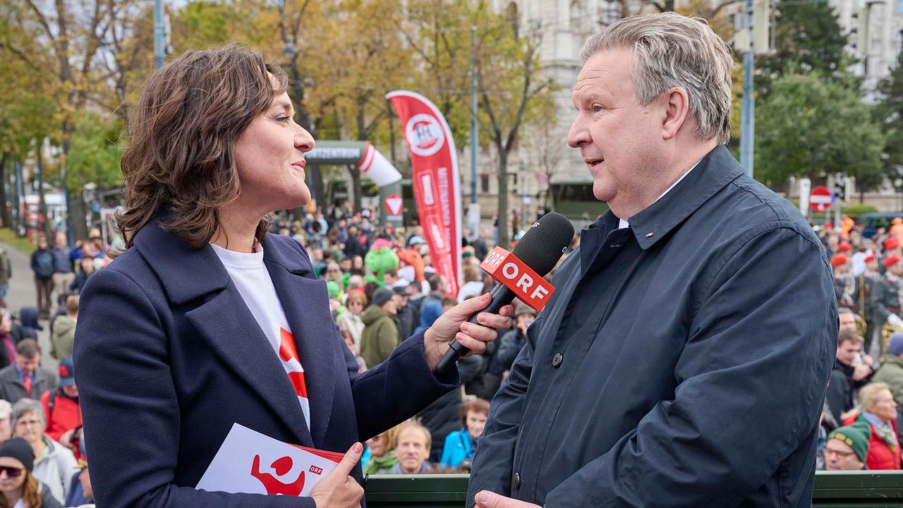 © ORF/Klaus Titzer Eva Pölzl interviewt Bürgermeister Michael Ludwig.